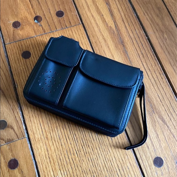 IP Personal Organizer - Picture 1 of 5
